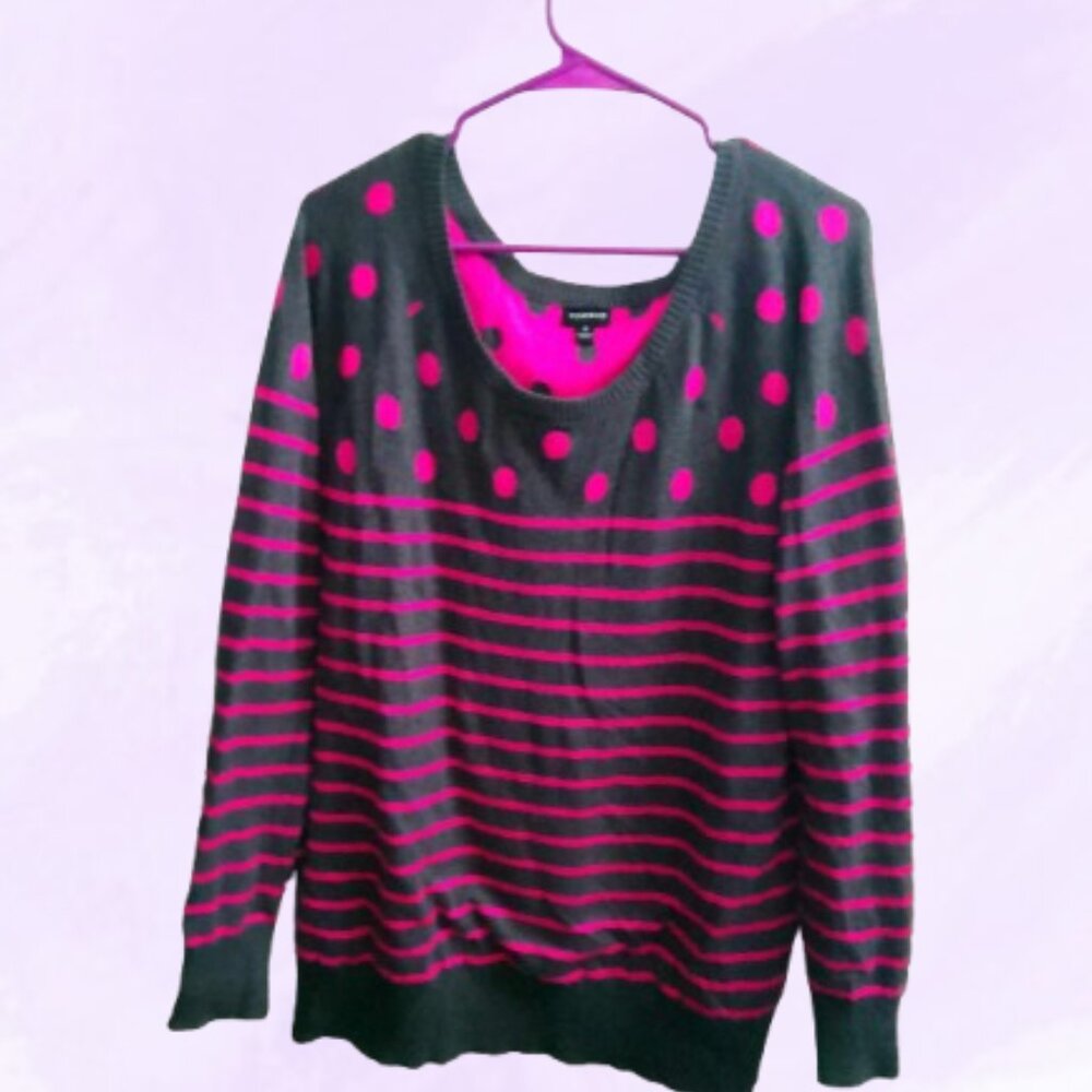 Torrid style 10681129 Polka Dot Striped Sweater in gray and pink size 2 (2X).